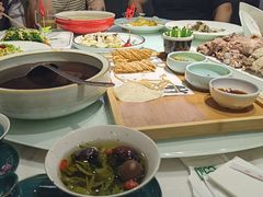 -清真·胖妈妈手抓餐厅(定西路长城宾馆店)