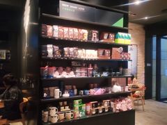零售区-星巴克臻选(深圳皇庭广场分店)