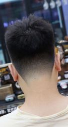 -贝勒爷专业男发