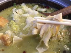 -周鱼小馆石锅酸菜鱼(活力汇店)