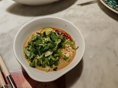 -尚尚仙·酸汤猪手·猪肚鸡火锅(华联万柳购物中心店)