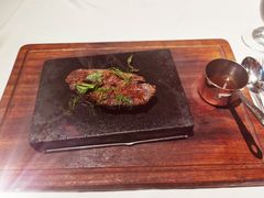 -Erman岩烧牛排(虹桥南丰城店)