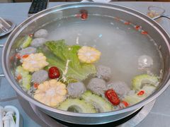 -官塘陈记鱼生·潮汕砂锅粥·牛肉火锅(潮枫路总店)