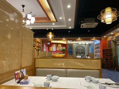 -围龙屋客家食府(福田店)