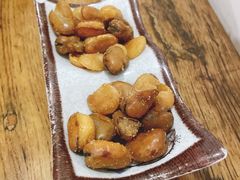蚕豆-毛辣果·贵州红酸汤牛肉火锅(西单店)