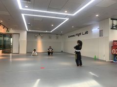 -EFL巴西柔术·综合格斗·泰拳·少儿体能训练(虹桥德必馆)