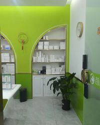 -苗医生专业祛痘·皮肤管理