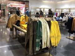 -URBAN REVIVO(济南世茂广场店)