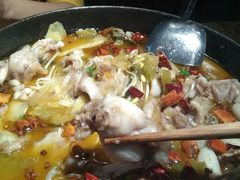 酸菜牛蛙-小龙坎火锅(好世界店)