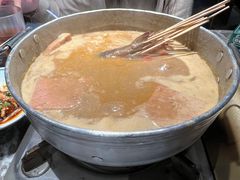 -禄婶鸡煲·打边炉