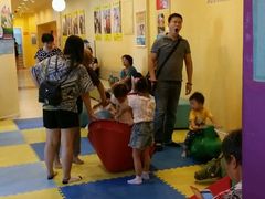 -红黄蓝成长中心(公益西桥校区)