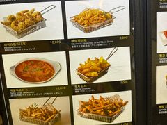 -BHC炸鸡(明洞总店)