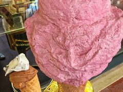蛋筒冰淇淋-VENCHI 闻绮(上海佛罗伦萨小镇店)