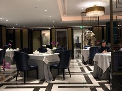 大堂-Yan Ting 宴庭中餐厅(上海静安瑞吉酒店)