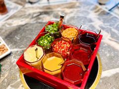 九宫格酱料-禄婶鸡煲·打边炉