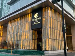 -北京希尔顿逸林酒店