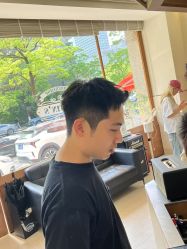 -MARTIN'S BARBER SHOP男士理发馆