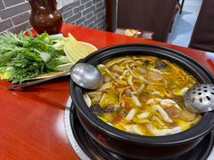 -菌之家·专业纯野生菌火锅·特色炒菌