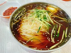-三姐妹冷面馆(保卫路店)