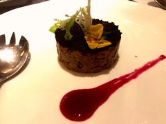 黑鱼籽酱香牛肉木瓜塔塔-王品牛排(郑州大卫城店)