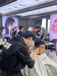 -藤野造型烫发染发