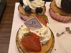 -顶东面包花园·生日蛋糕(香榭丽店)