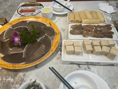 -潮汕大目牛肉火锅(皇岗旗舰店)