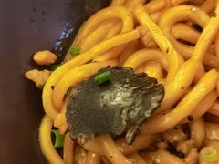 黑松露肉松闷手擀面-北京厨房(西安SKP店)