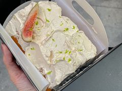 -白蘭BLANK(杭州湖滨银泰in77C区店)