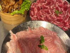 -鹿鸣山草本茶香火锅(园西路店)