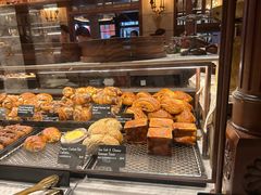 -BUTTERFUL&CREAMOROUS 黄油与面包(西单大悦城店)