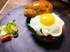 -HIGH FIVE哈福手工汉堡(桂林路店)