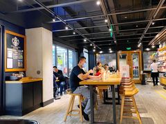 大堂-星巴克(北京长安商场店)