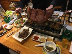 -欢乐牧人蒙古炭烤羊腿(四平路店)