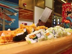 -大中华希尔顿酒店-念自助餐·嗨啤·小龙虾