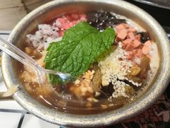 -贤合庄卤味火锅(济南泉城路店)
