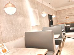 -必胜客(济微路店)
