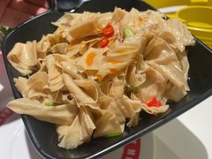 -多嘴肉蟹煲(万达店)