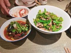 -老湖南民间菜·牛肉十八炒(花都店)