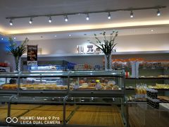 面包甜点陈列柜-沁园(新沙正街店)