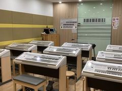 -雅马哈音乐中心 钢琴双排键鼓吉他(静安大融城店)