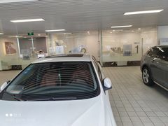 -杭州中沃沃尔沃4S店(滨江区店)