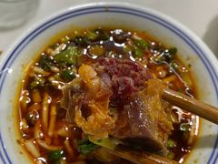 -云南印象昭通天麻火腿鸡(新疆石油花园二期店)