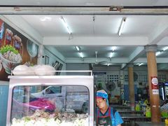 -榮泰米粉湯(Left Shop)