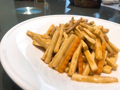 茭白炒肉-鸿星花园酒家(银亿家园店)