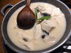 -吃饭皇帝大土家民族菜(正大广场店)