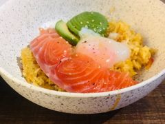 烟熏三文鱼牛油果饭-三秋舍·梦幻岛(小西路店)