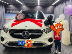 -上海星瀚奔驰4S店(红柳路店)