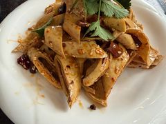 -老来福·非遗酸汤兔(凯旋路店)