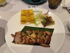 西贡炭烧烤猪颈肉配菠萝-美奈小馆·越南料理(中航城君尚购物中心店)